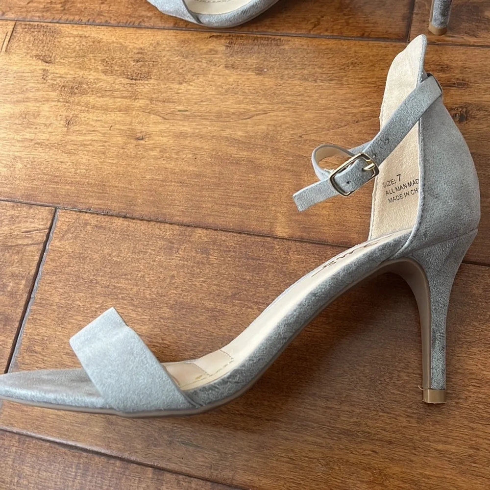 LULUS Chloe Grey Ankle Strap Heels Size 7